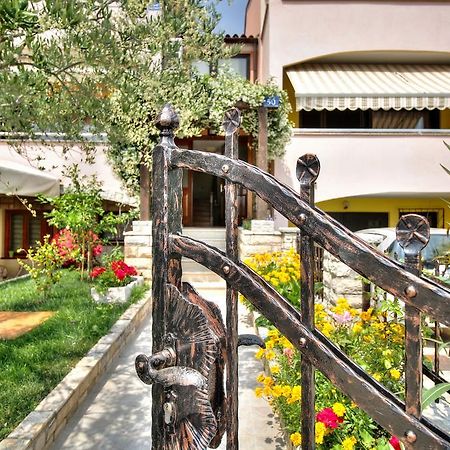 Apartment Roko Umag Exterior foto