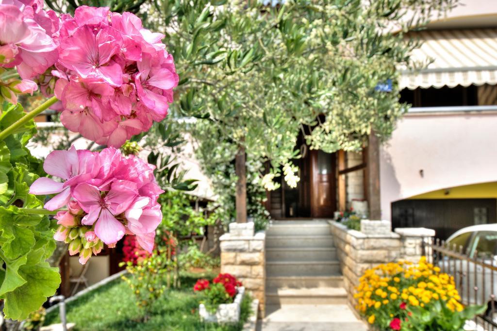 Apartment Roko Umag Exterior foto