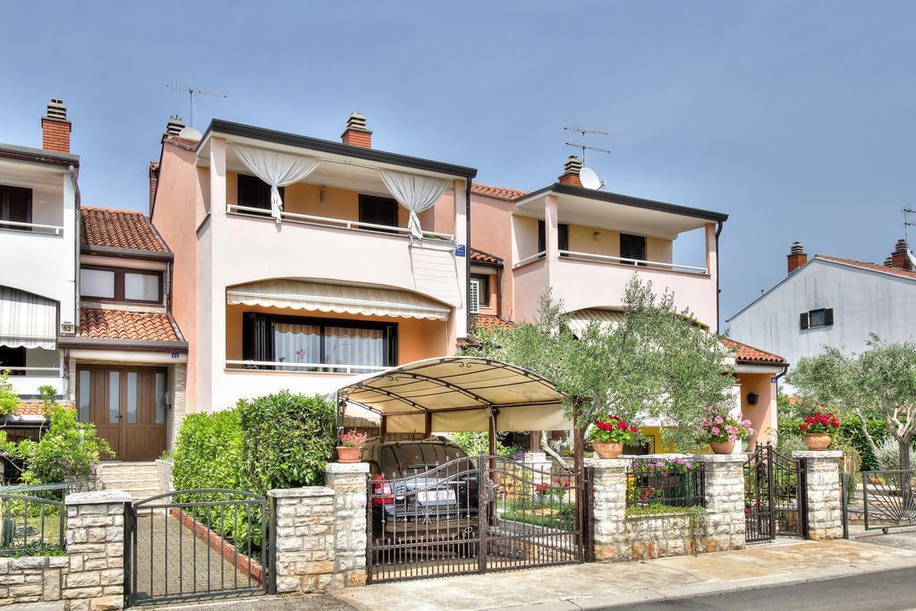 Apartment Roko Umag Exterior foto
